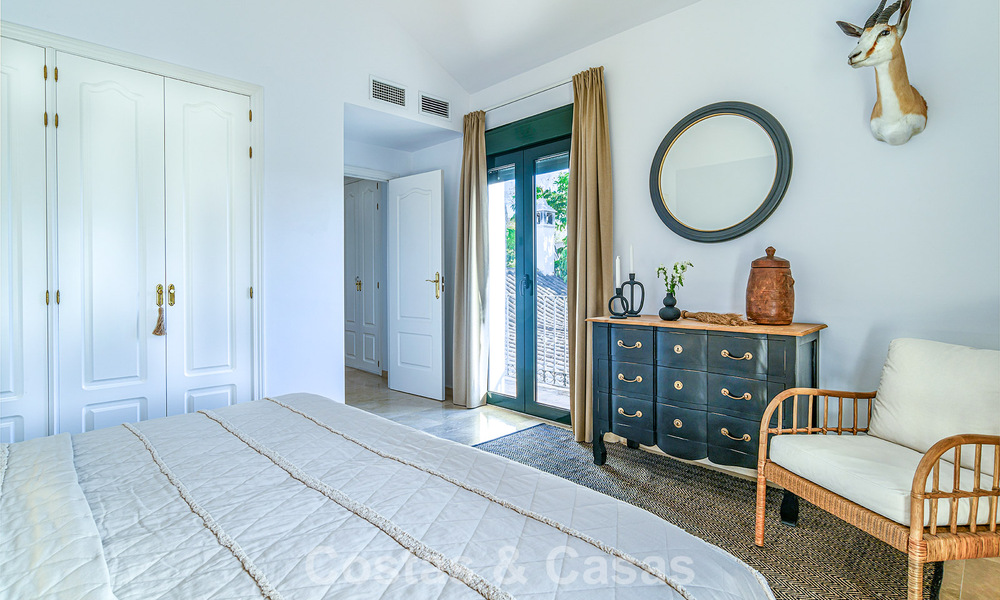 Move-in ready mediterranean luxury villa for sale on the New Golden Mile between Marbella and Estepona 794972