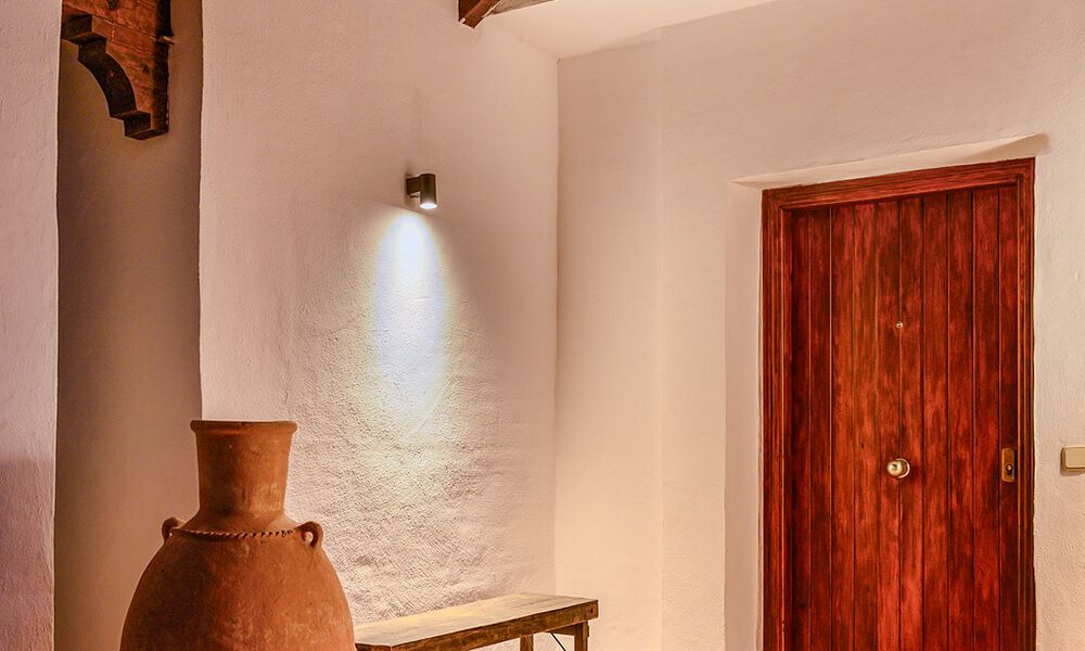 Move-in ready mediterranean luxury villa for sale on the New Golden Mile between Marbella and Estepona 794994