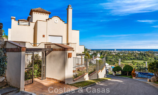 Spacious duplex penthouse with panoramic sea views for sale in a gated community in Marbella - Benahavís 794824 