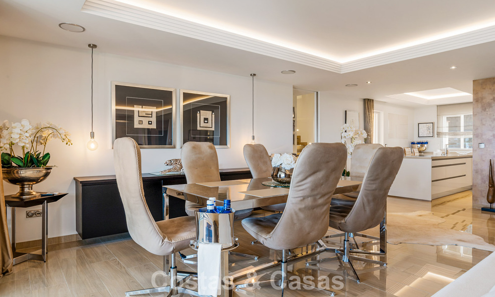 Spacious duplex penthouse with panoramic sea views for sale in a gated community in Marbella - Benahavís 794863