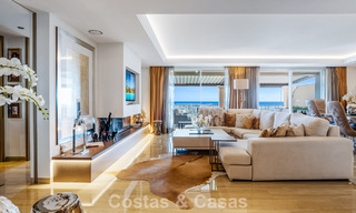 Spacious duplex penthouse with panoramic sea views for sale in a gated community in Marbella - Benahavís 794864 