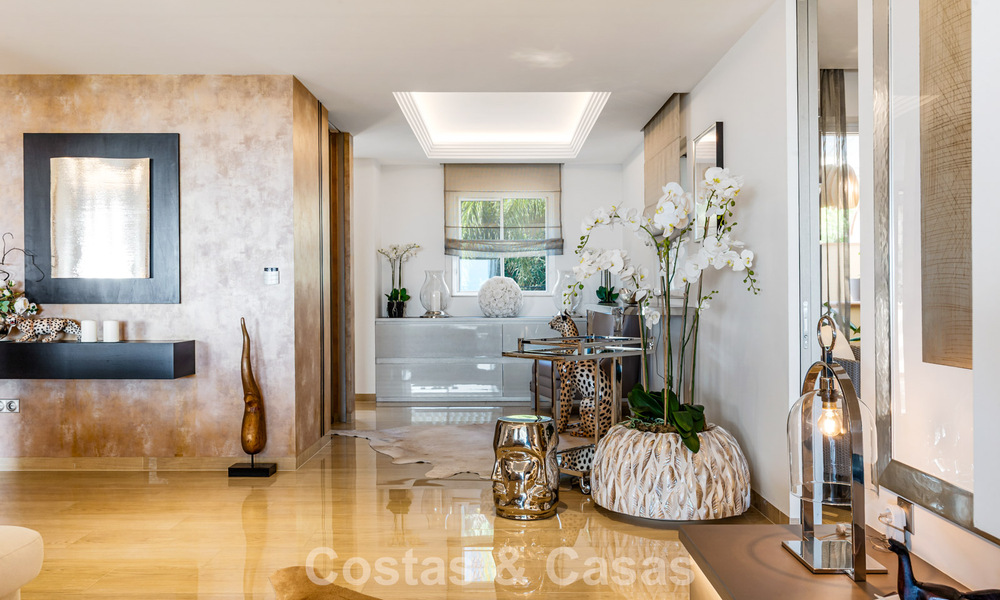 Spacious duplex penthouse with panoramic sea views for sale in a gated community in Marbella - Benahavís 794866