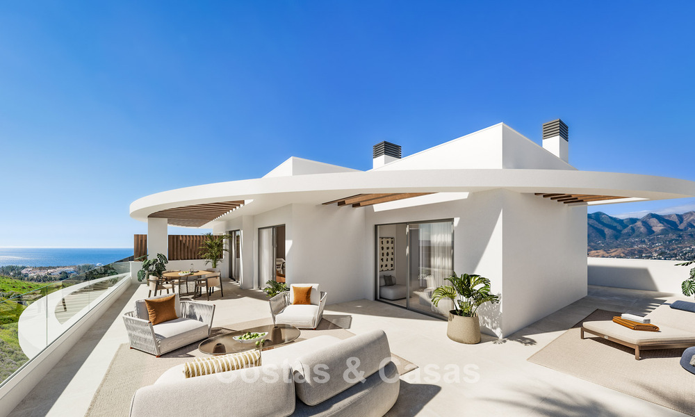 Contemporary apartments with panoramic sea views for sale in a golf area in Mijas Costa, Costa del Sol 794787