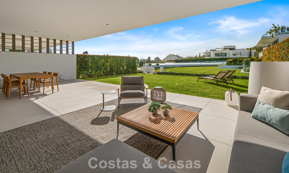 Ultra-modern semi-detached villa with private garden and private pool for sale on the Golden Mile, Marbella 795012