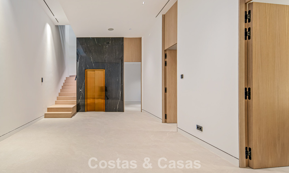 Ultra-modern semi-detached villa with private garden and private pool for sale on the Golden Mile, Marbella 795013