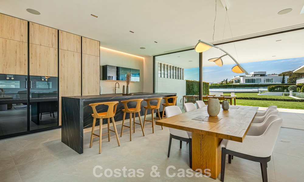 Ultra-modern semi-detached villa with private garden and private pool for sale on the Golden Mile, Marbella 795020