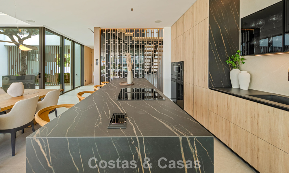 Ultra-modern semi-detached villa with private garden and private pool for sale on the Golden Mile, Marbella 795024