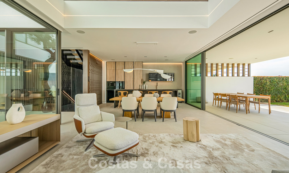 Ultra-modern semi-detached villa with private garden and private pool for sale on the Golden Mile, Marbella 795030
