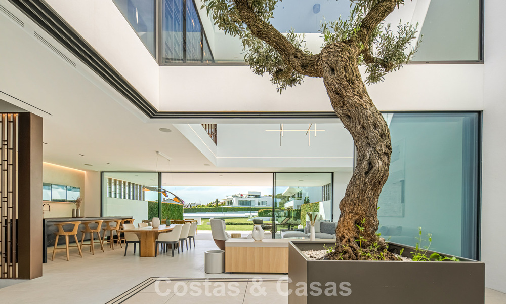 Ultra-modern semi-detached villa with private garden and private pool for sale on the Golden Mile, Marbella 795035