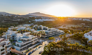 Modern apartments with stunning sea views for sale on the New Golden Mile between Marbella and Estepona 795071 