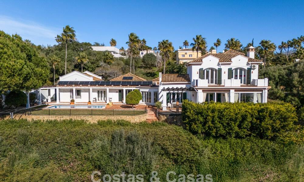 Authentic Andalusian villa with idyllic, panoramic golf views for sale in Sotogrande Alto, Costa del Sol 795172