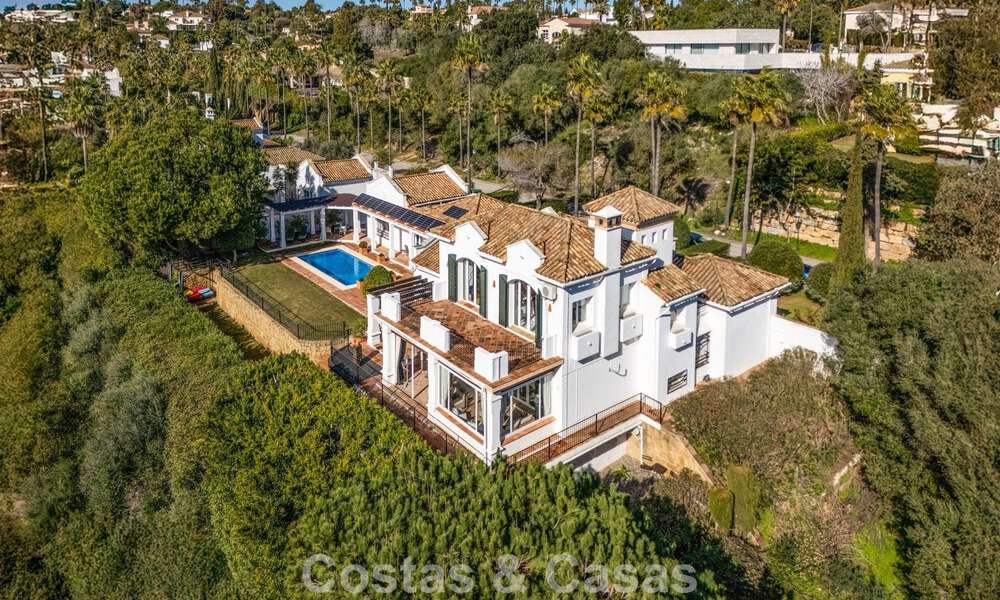 Authentic Andalusian villa with idyllic, panoramic golf views for sale in Sotogrande Alto, Costa del Sol 795173