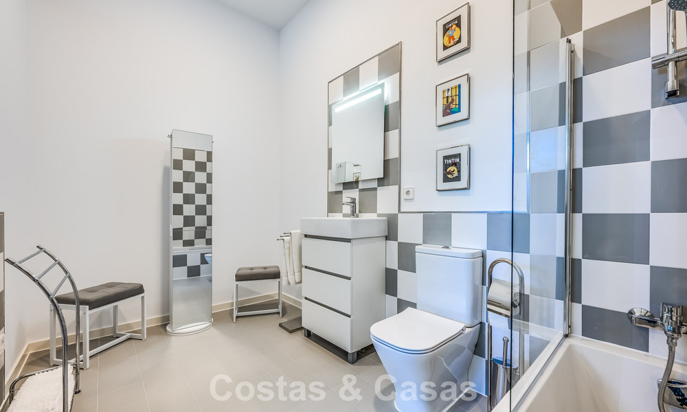 Authentic Andalusian villa with idyllic, panoramic golf views for sale in Sotogrande Alto, Costa del Sol 795183