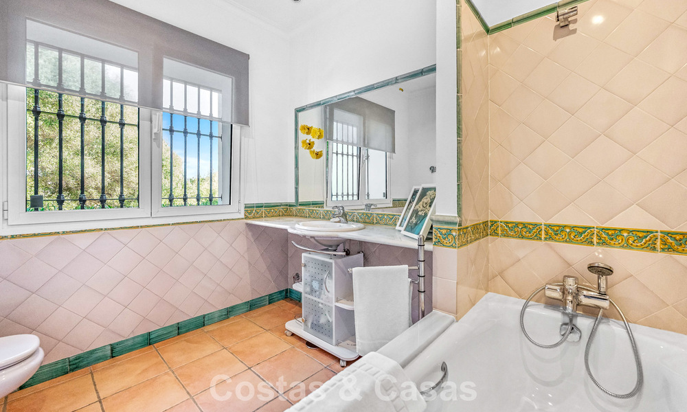 Authentic Andalusian villa with idyllic, panoramic golf views for sale in Sotogrande Alto, Costa del Sol 795192