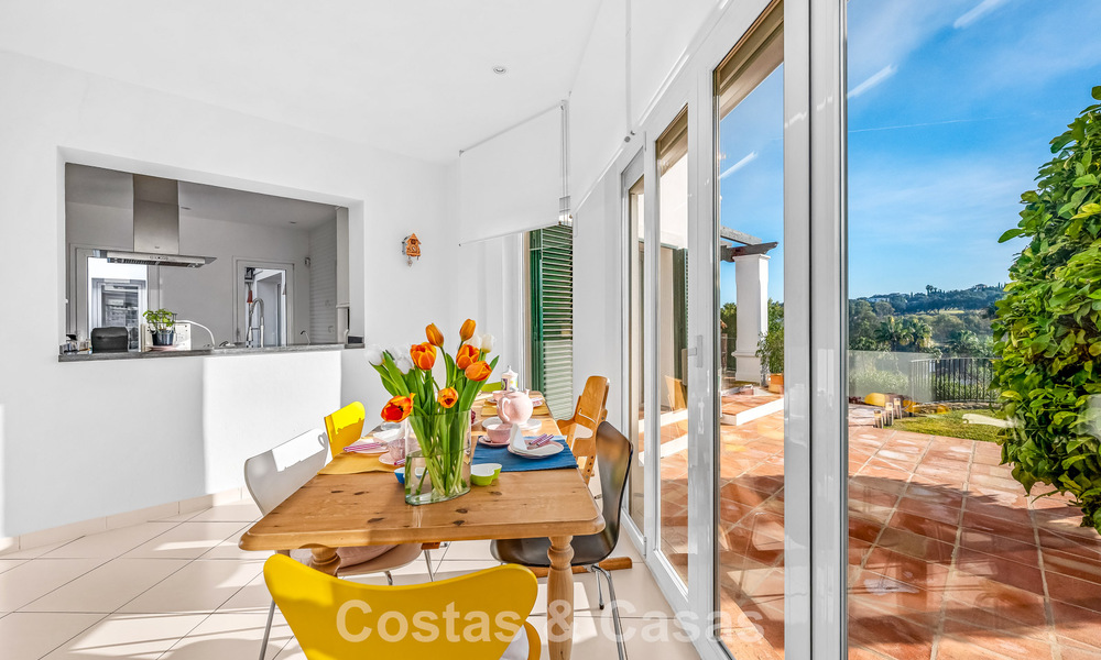 Authentic Andalusian villa with idyllic, panoramic golf views for sale in Sotogrande Alto, Costa del Sol 795194