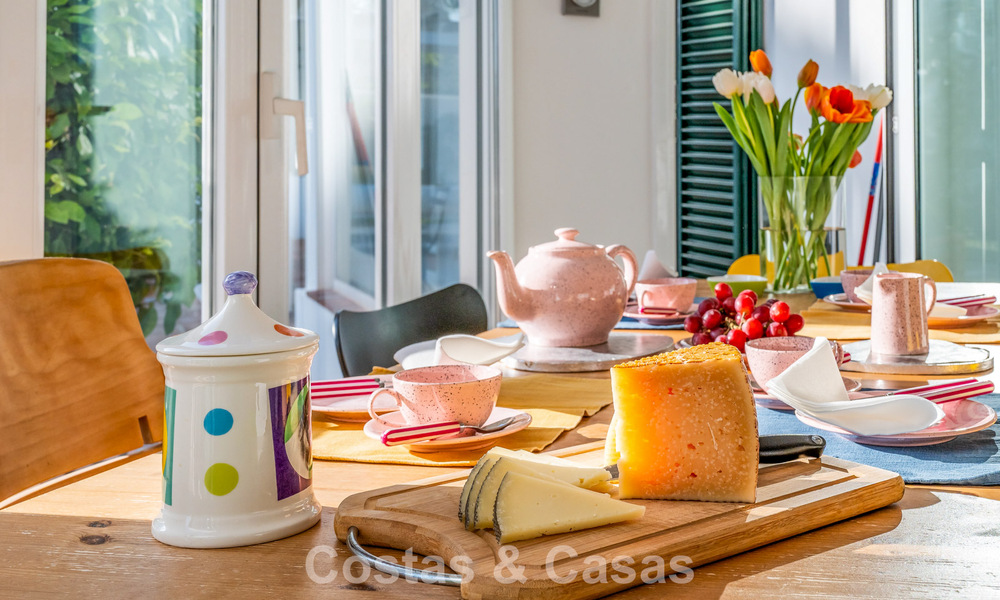 Authentic Andalusian villa with idyllic, panoramic golf views for sale in Sotogrande Alto, Costa del Sol 795195