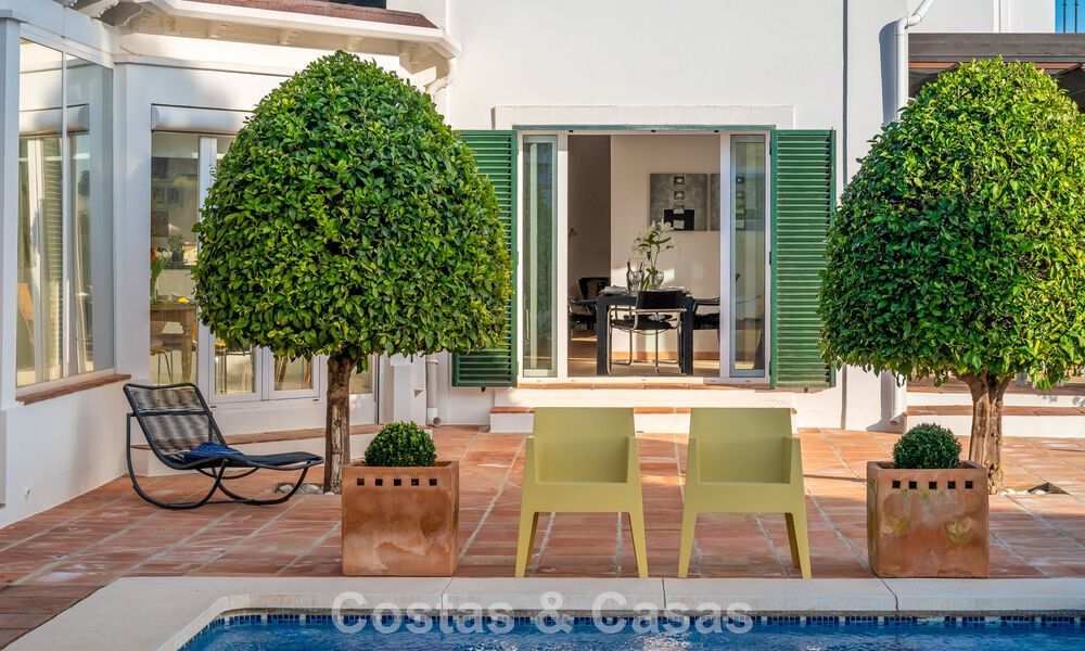 Authentic Andalusian villa with idyllic, panoramic golf views for sale in Sotogrande Alto, Costa del Sol 795212