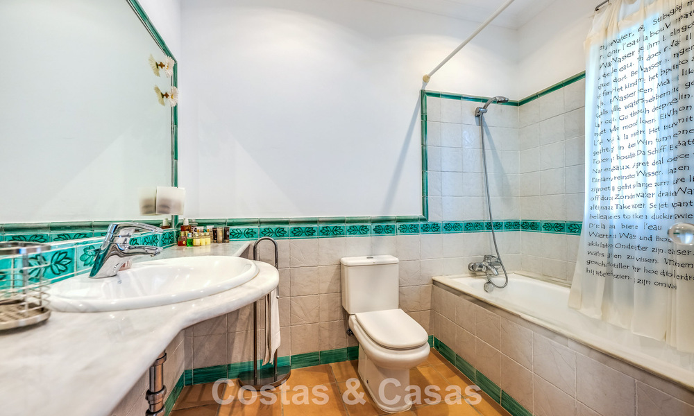 Authentic Andalusian villa with idyllic, panoramic golf views for sale in Sotogrande Alto, Costa del Sol 795216