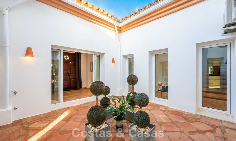 Authentic Andalusian villa with idyllic, panoramic golf views for sale in Sotogrande Alto, Costa del Sol 795221