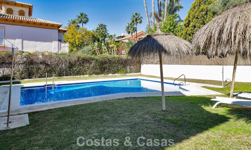 Stylishly modernised townhouse for sale within walking distance of the beach in Puerto Banús, Marbella 795303