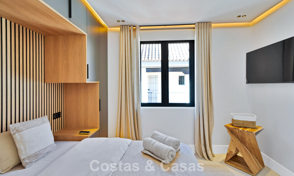 Stylishly modernised townhouse for sale within walking distance of the beach in Puerto Banús, Marbella 795307