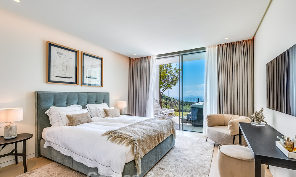 Luxurious, contemporary garden apartment with sea views for sale in a boutique complex near Marbella town 795340