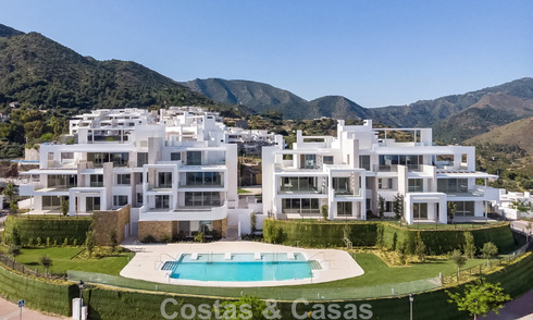Luxurious, contemporary garden apartment with sea views for sale in a boutique complex near Marbella town 808626