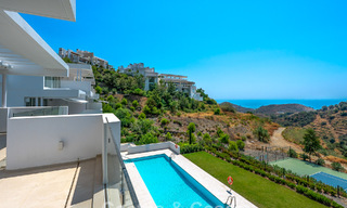 Bright apartment with sea views for sale in a resort-style complex near by Marbella town 795373 