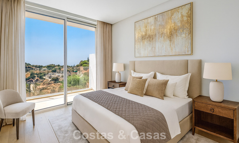 Bright apartment with sea views for sale in a resort-style complex near by Marbella town 795375