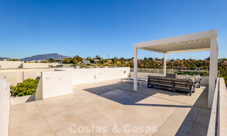 Move-in ready, modern villa within walking distance of a golf clubhouse on the New Golden Mile between Marbella and Estepona 795387 