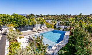 Move-in ready, modern villa within walking distance of a golf clubhouse on the New Golden Mile between Marbella and Estepona 795398 