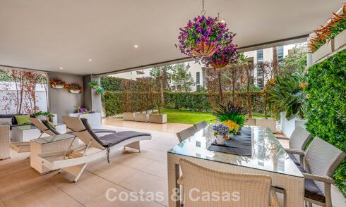 Contemporary garden apartment for sale within walking distance of the beach and Puerto Banús, Marbella 795714