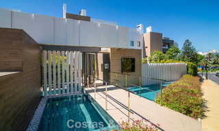 Contemporary garden apartment for sale within walking distance of the beach and Puerto Banús, Marbella 795722 