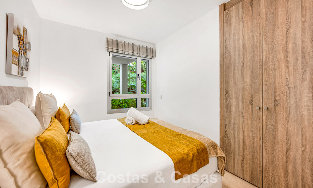 Contemporary garden apartment for sale within walking distance of the beach and Puerto Banús, Marbella 795725