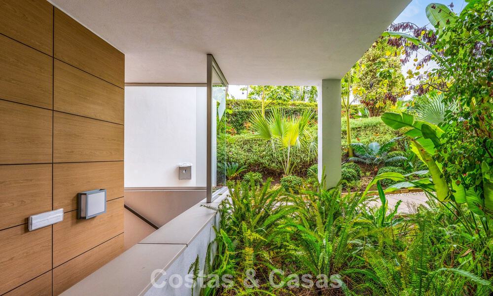 Contemporary garden apartment for sale within walking distance of the beach and Puerto Banús, Marbella 795727