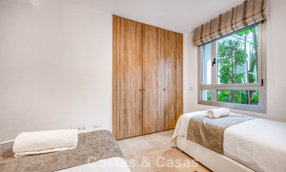 Contemporary garden apartment for sale within walking distance of the beach and Puerto Banús, Marbella 795730