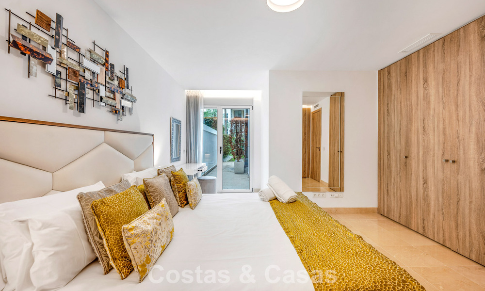 Contemporary garden apartment for sale within walking distance of the beach and Puerto Banús, Marbella 795733