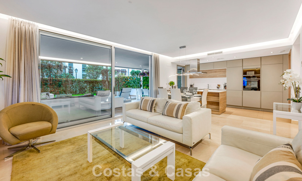 Contemporary garden apartment for sale within walking distance of the beach and Puerto Banús, Marbella 795744