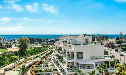 First-class duplex penthouse for sale at walking distance to the beach en Puerto Banus on Marbella’s Golden Mile 796072