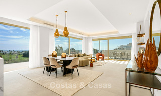 First-class duplex penthouse for sale at walking distance to the beach en Puerto Banus on Marbella’s Golden Mile 796075 