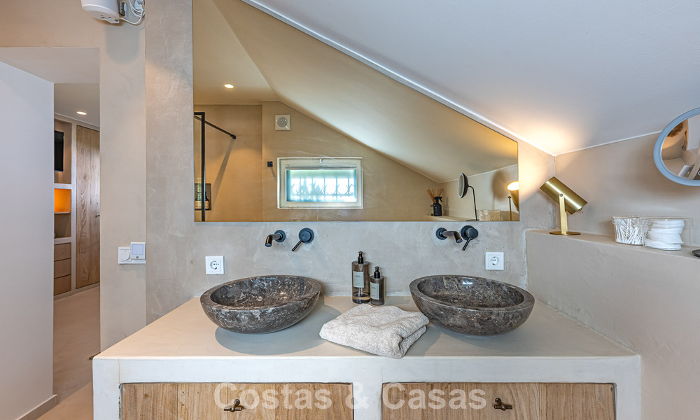 Beautifully renovated boho-chic style villa for sale in Nueva Andalucía, Marbella 795811