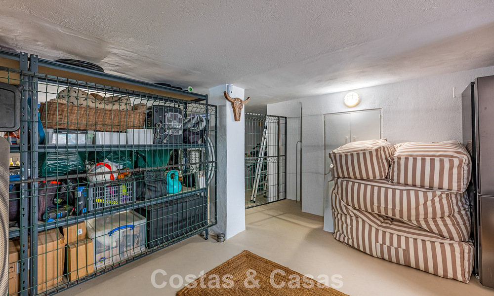 Beautifully renovated boho-chic style villa for sale in Nueva Andalucía, Marbella 795818