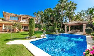 Elegant Andalusian luxury villa with large garden for sale in Nueva Andalucía’s Golf Valley, Marbella 795400 