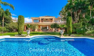 Elegant Andalusian luxury villa with large garden for sale in Nueva Andalucía’s Golf Valley, Marbella 795401 
