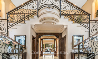 Elegant Andalusian luxury villa with large garden for sale in Nueva Andalucía’s Golf Valley, Marbella 795415 