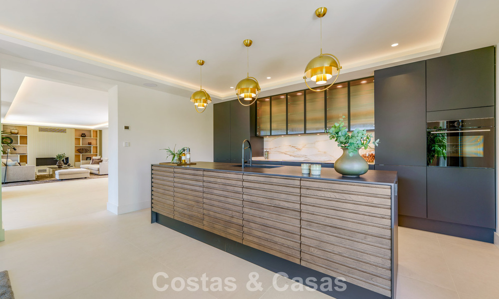 Elegant designer villa with panoramic views for sale over the golf valley of Nueva Andalucía, Marbella 795691
