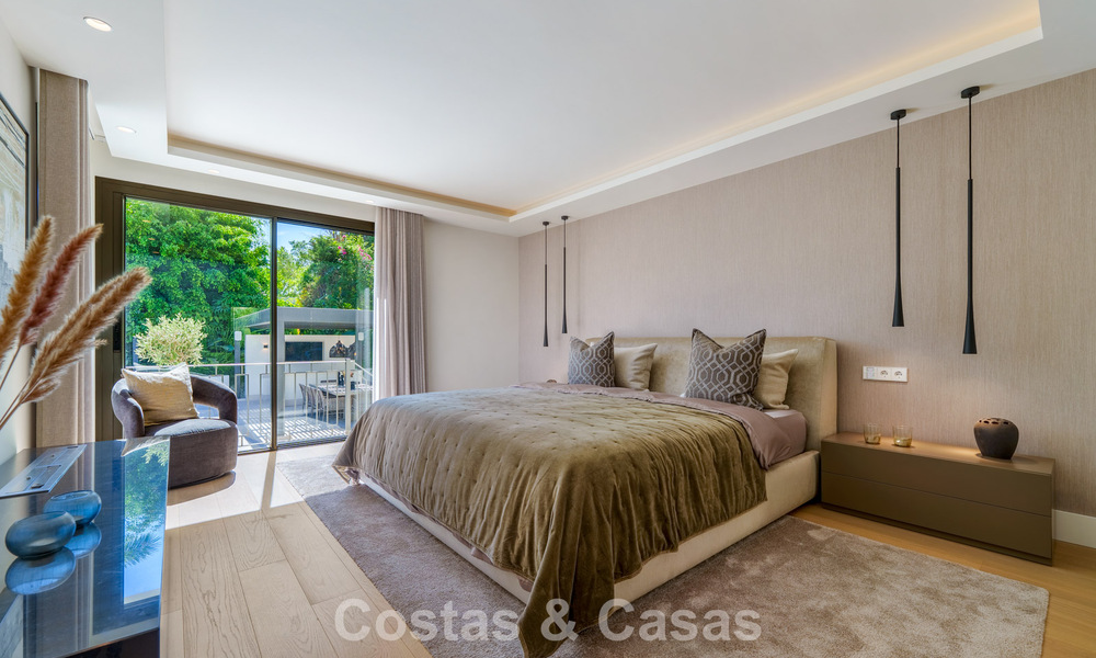 Elegant designer villa with panoramic views for sale over the golf valley of Nueva Andalucía, Marbella 795706