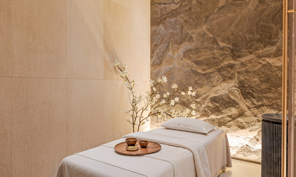 Advanced luxury apartments for sale within walking distance of the beach and close to Estepona town on the New Golden Mile 795581