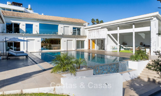 Luxuriously renovated villa for sale just a stone’s throw from the golf course in Guadalmina Alta, Marbella 795853 
