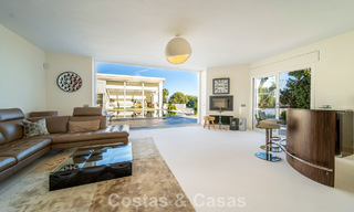 Luxuriously renovated villa for sale just a stone’s throw from the golf course in Guadalmina Alta, Marbella 795863 